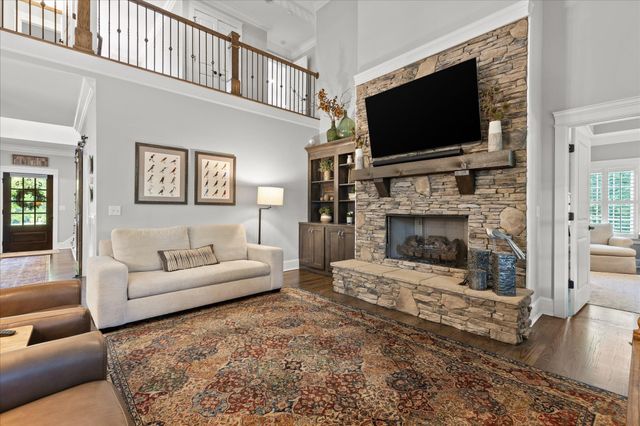 697 Sugar Leaf Lane, Soddy Daisy, TN 37379
