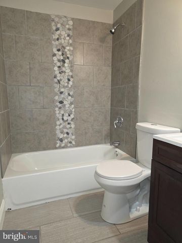 1042 ELLICOTT DR, Baltimore, MD 21216