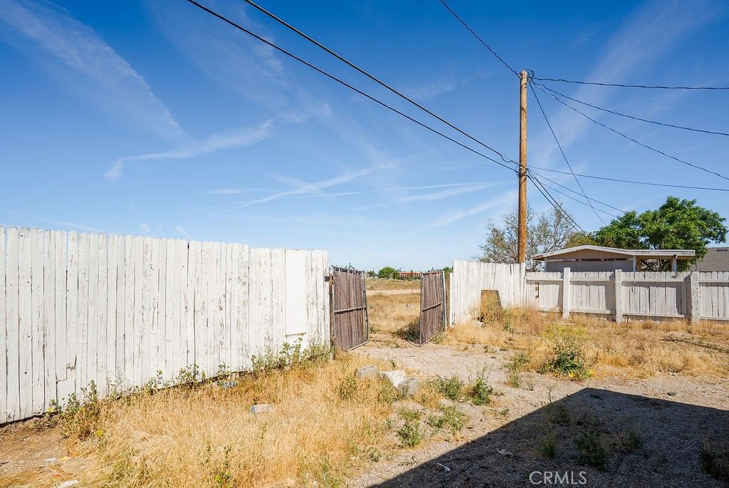 Image 19 of property listing at 9116 G Avenue, Hesperia, CA 92345