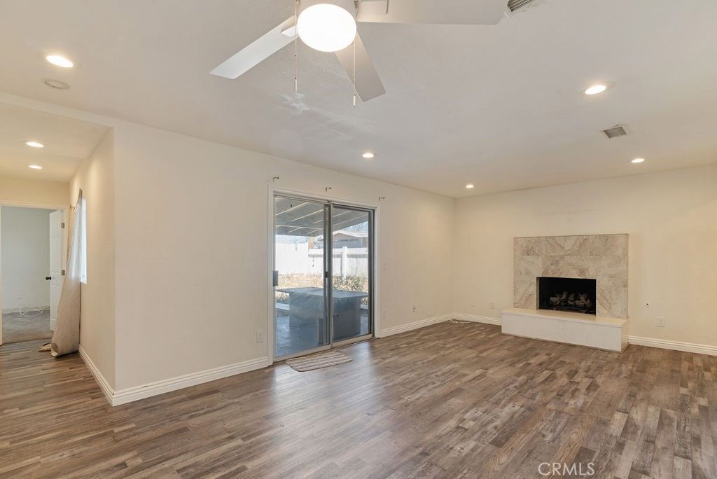 Image 7 of property listing at 9116 G Avenue, Hesperia, CA 92345