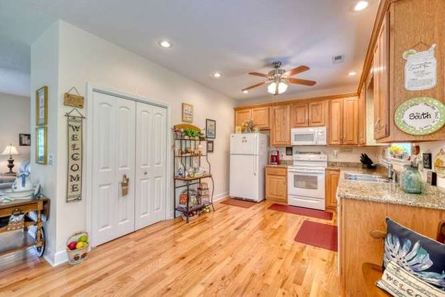 200 Gold Leaf Lane, Murphy, NC 28906