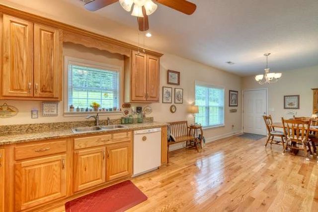 200 Gold Leaf Lane, Murphy, NC 28906