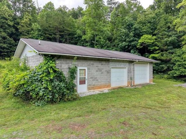 200 Gold Leaf Lane, Murphy, NC 28906
