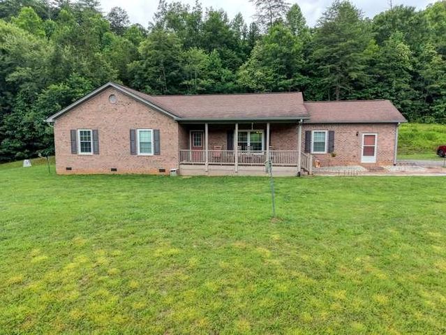 200 Gold Leaf Lane, Murphy, NC 28906