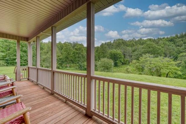 200 Gold Leaf Lane, Murphy, NC 28906