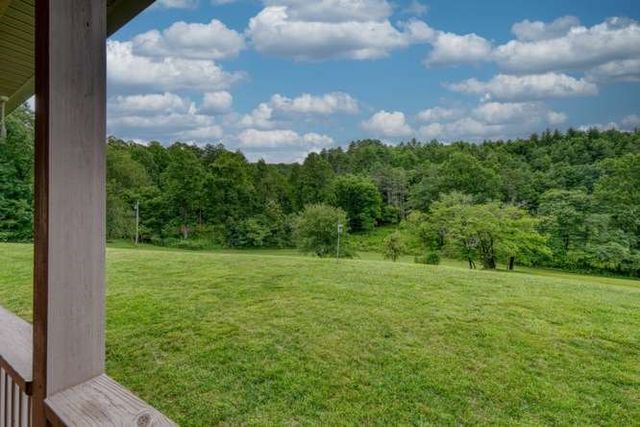 200 Gold Leaf Lane, Murphy, NC 28906