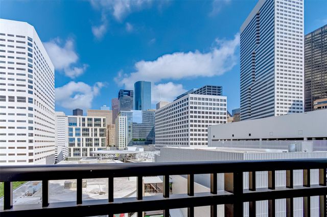 1211 Caroline Street, 907, Houston, TX 77002