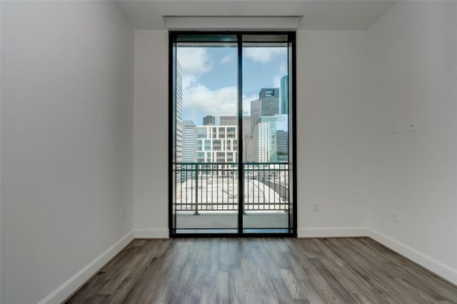 1211 Caroline Street, 907, Houston, TX 77002