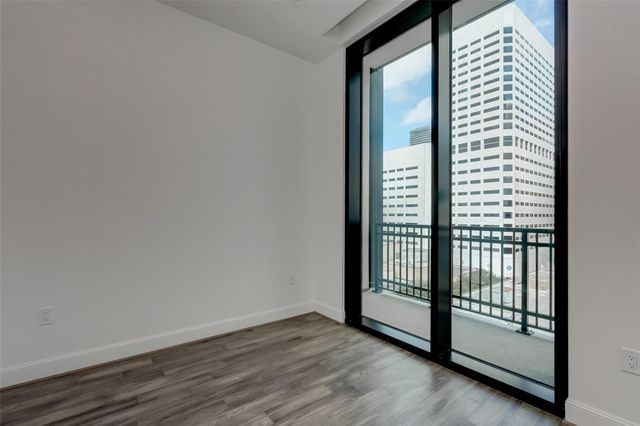 1211 Caroline Street, 907, Houston, TX 77002