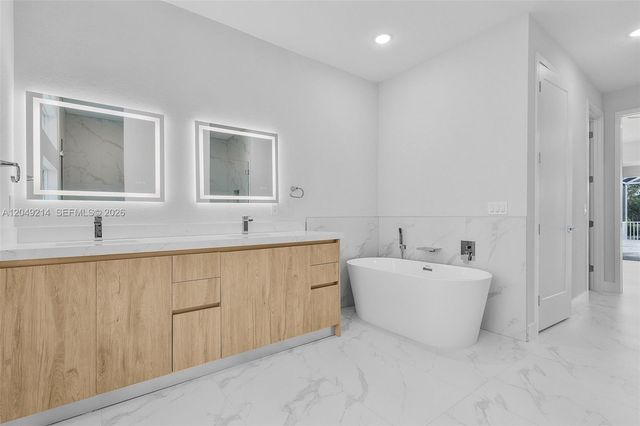 1430 SE 23rd st, Cape Coral, FL 33990