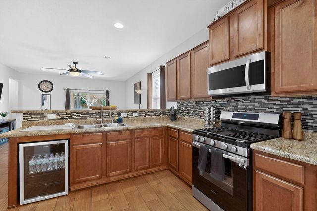 2923 Bosque De Oro Drive SW, Albuquerque, NM 87121