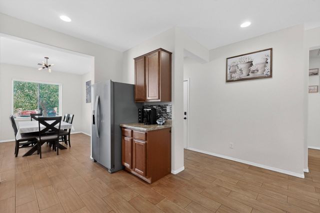 2923 Bosque De Oro Drive SW, Albuquerque, NM 87121