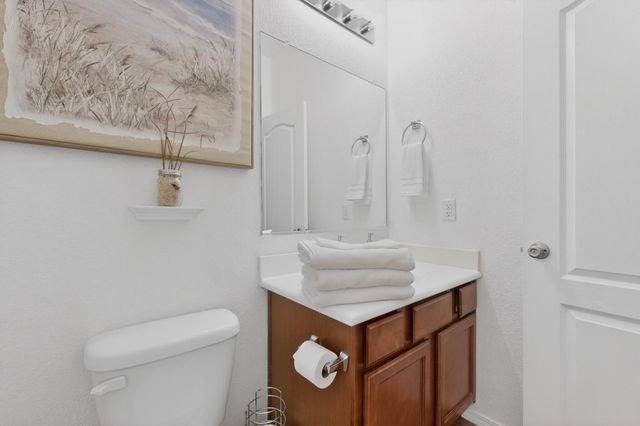 2923 Bosque De Oro Drive SW, Albuquerque, NM 87121