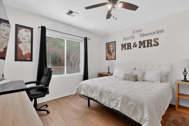 2923 Bosque De Oro Drive SW, Albuquerque, NM 87121