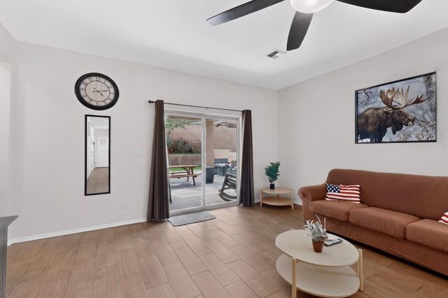 2923 Bosque De Oro Drive SW, Albuquerque, NM 87121