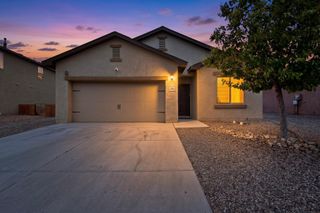 2923 Bosque De Oro Drive SW, Albuquerque, NM 87121