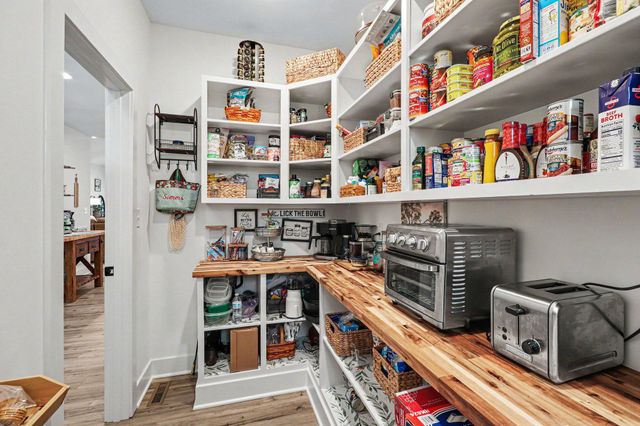 1685 CHOPPING RD, Mineral, VA 23117