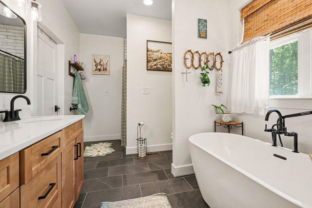 1685 CHOPPING RD, Mineral, VA 23117