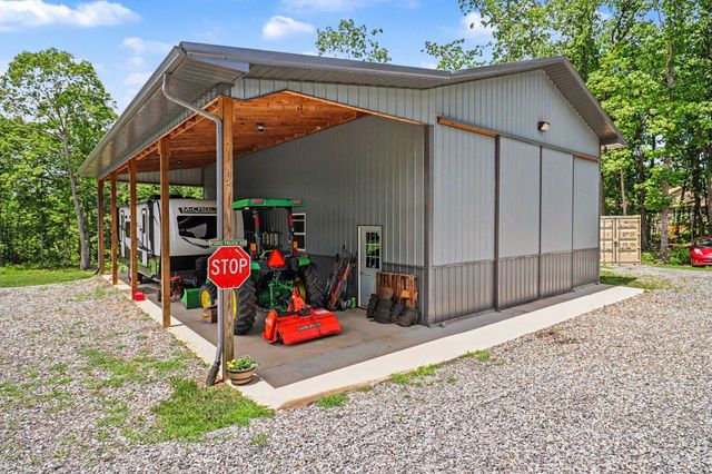 1685 CHOPPING RD, Mineral, VA 23117
