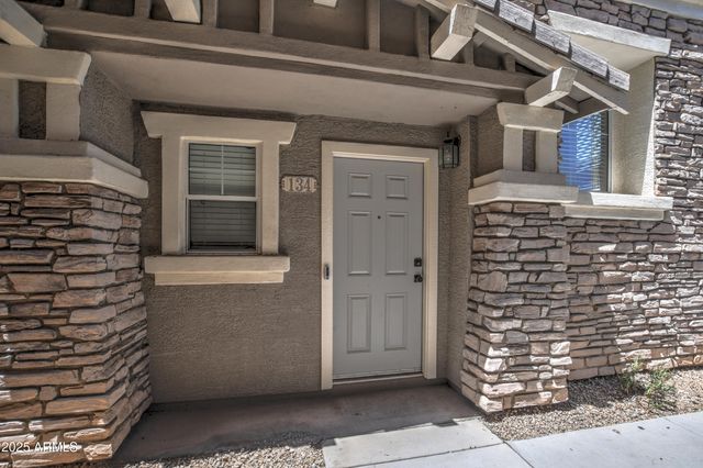 134 W CAMPBELL Court, Gilbert, AZ 85233