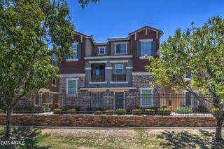 134 W CAMPBELL Court, Gilbert, AZ 85233