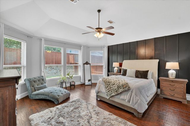 8513 Bayberry Avenue, Lantana, TX 76226