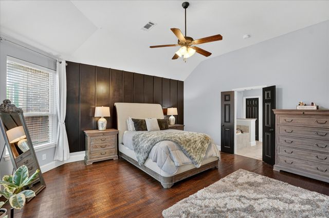 8513 Bayberry Avenue, Lantana, TX 76226