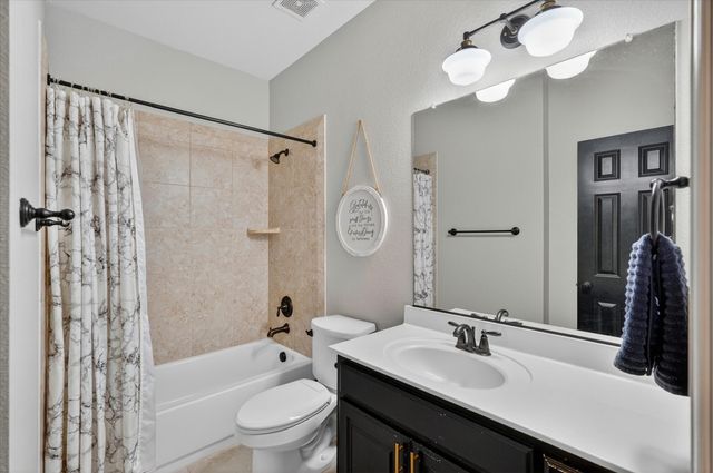 8513 Bayberry Avenue, Lantana, TX 76226