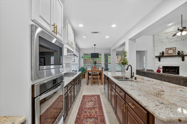 8513 Bayberry Avenue, Lantana, TX 76226