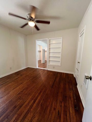 3109 Pioneer Street, Fort Worth, TX 76119