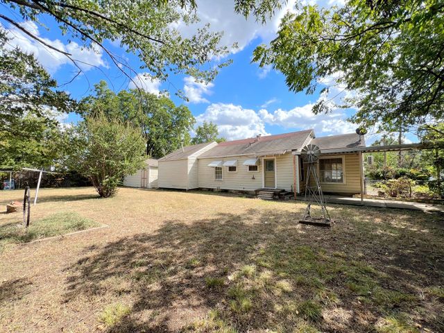 3109 Pioneer Street, Fort Worth, TX 76119