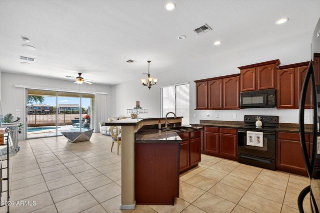 7014 S 57TH Avenue S, Laveen, AZ 85339