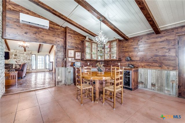 10745 Rosemar Lane, Adkins, TX 78101