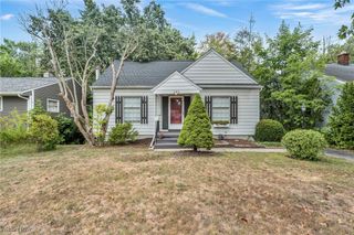 242 N Hawkins Avenue, Akron, OH 44313