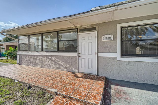 1840 NW 184th St, Miami Gardens, FL 33056