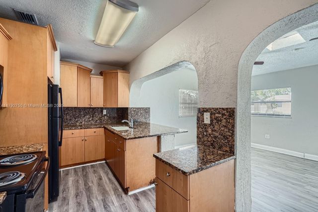 1840 NW 184th St, Miami Gardens, FL 33056