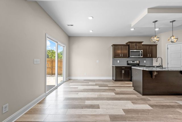 1149 Eagles View Drive, Clarksville, TN 37040