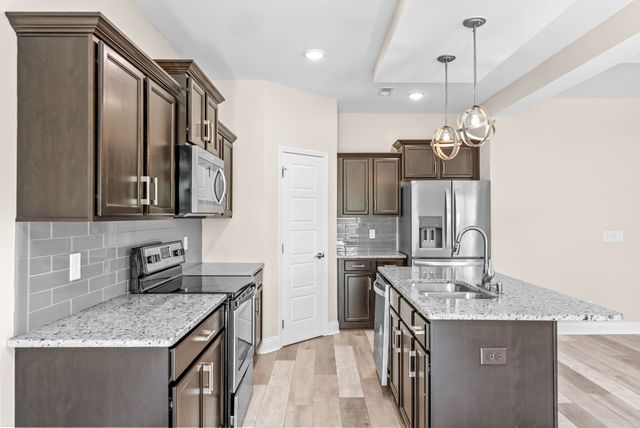 1149 Eagles View Drive, Clarksville, TN 37040