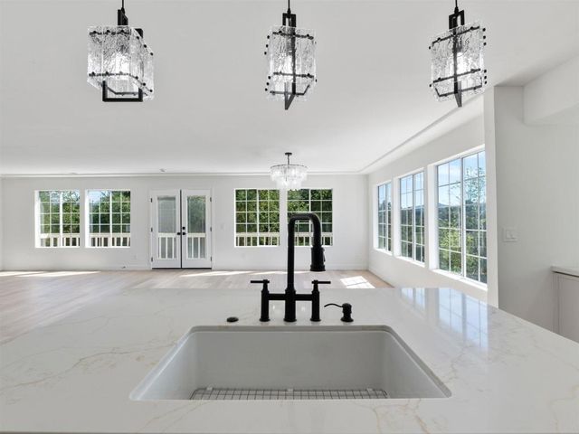 28148 Mountain Meadow Road, Escondido, CA 92026