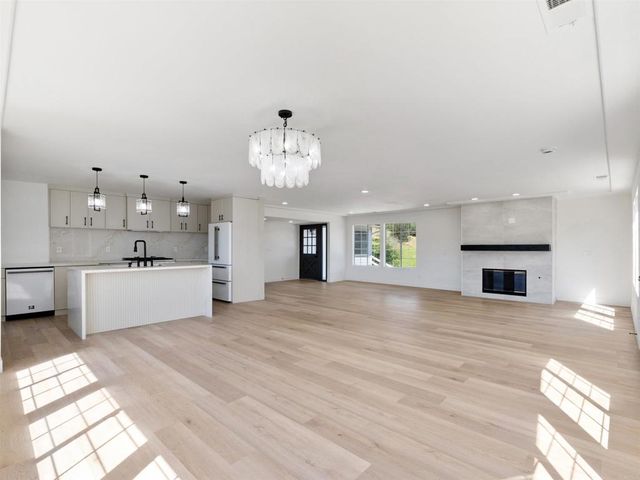 28148 Mountain Meadow Road, Escondido, CA 92026