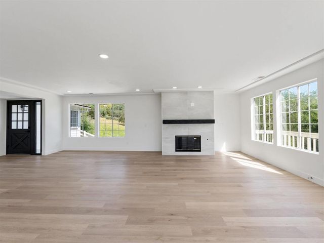 28148 Mountain Meadow Road, Escondido, CA 92026