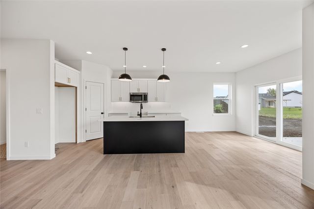 3478 Winchester Drive, Marion, IA 52302