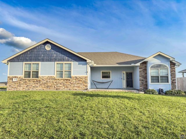 2911 SW Whitney AVE, Topeka, KS 66614