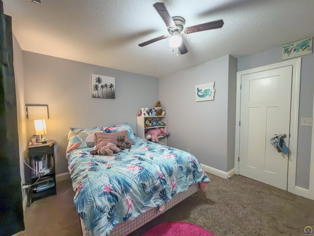 2911 SW Whitney AVE, Topeka, KS 66614