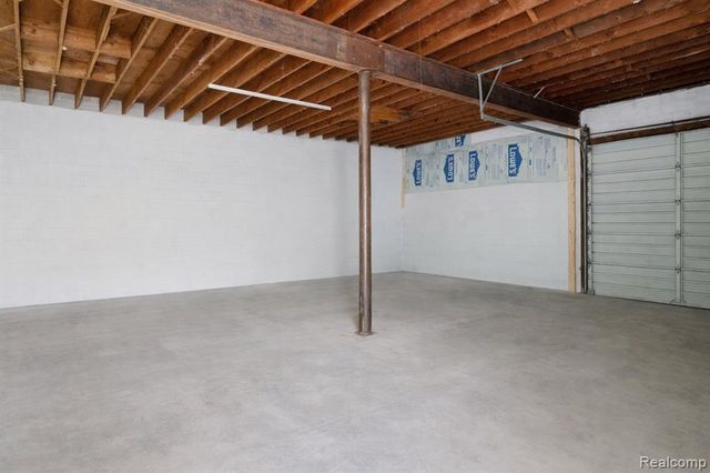 3168 Fort Street, Lincoln Park, MI 48146