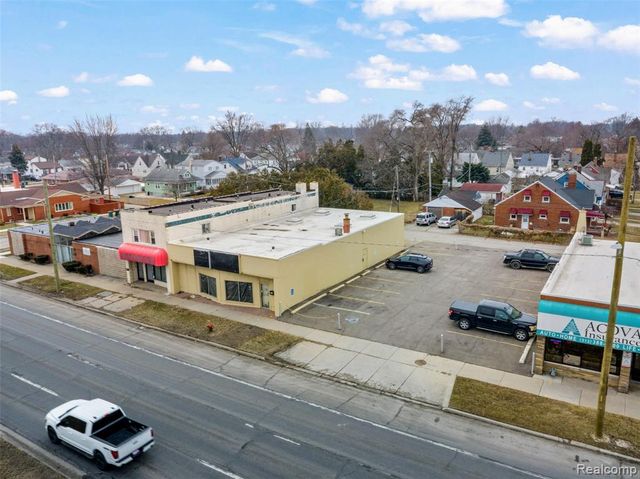 3168 Fort Street, Lincoln Park, MI 48146