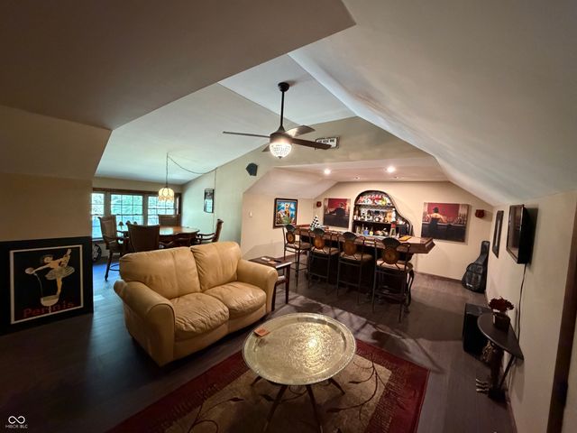 12340 N Cedarwood Drive, Mooresville, IN 46158