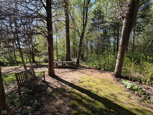 12340 N Cedarwood Drive, Mooresville, IN 46158