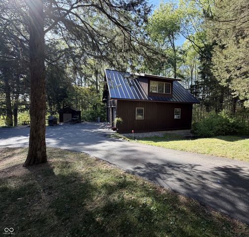 12340 N Cedarwood Drive, Mooresville, IN 46158