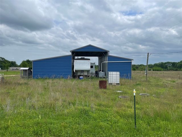 712 Vz County Road 3510, Wills Point, TX 75169